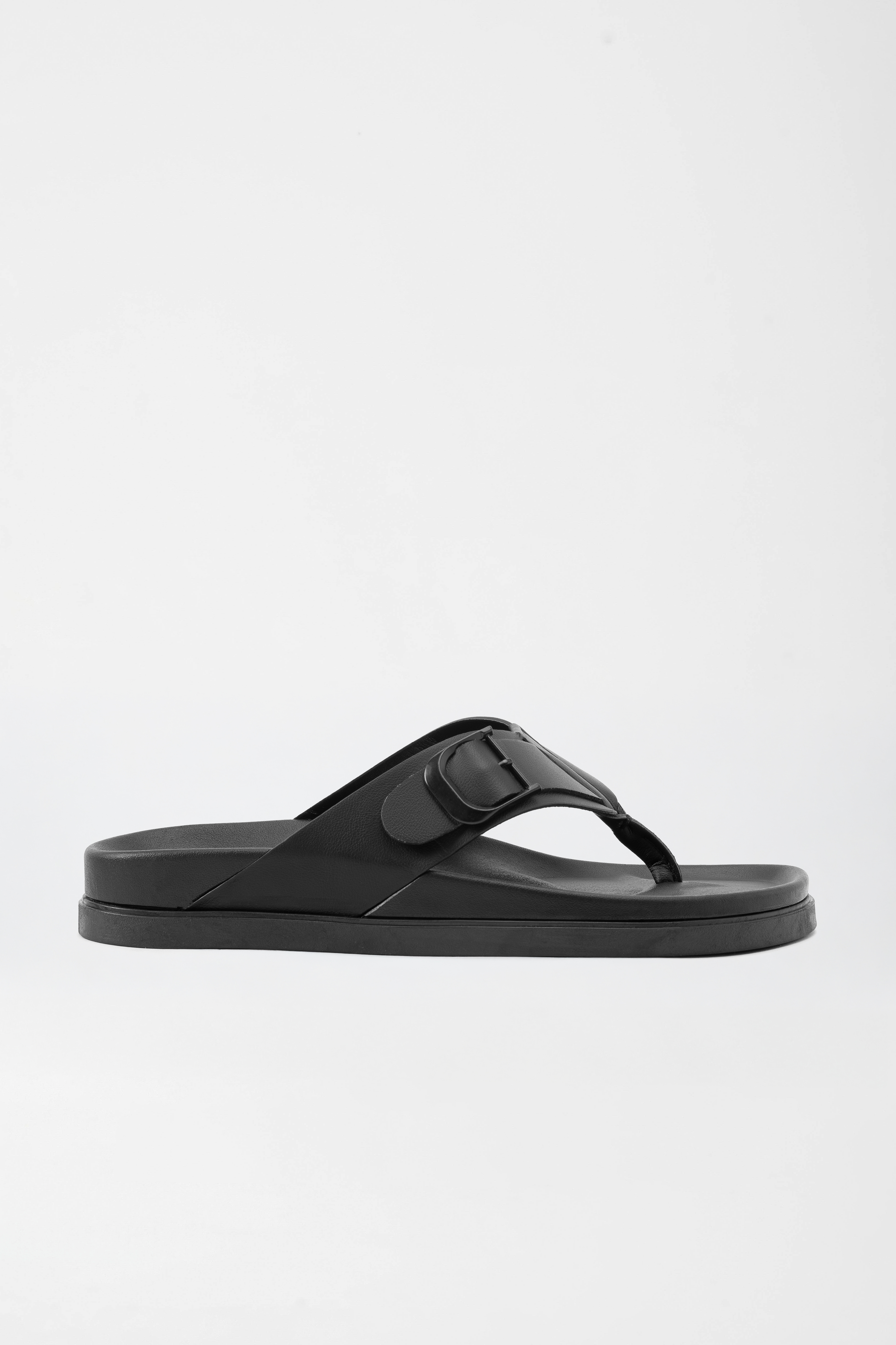 Casual Flip-Flops - Black