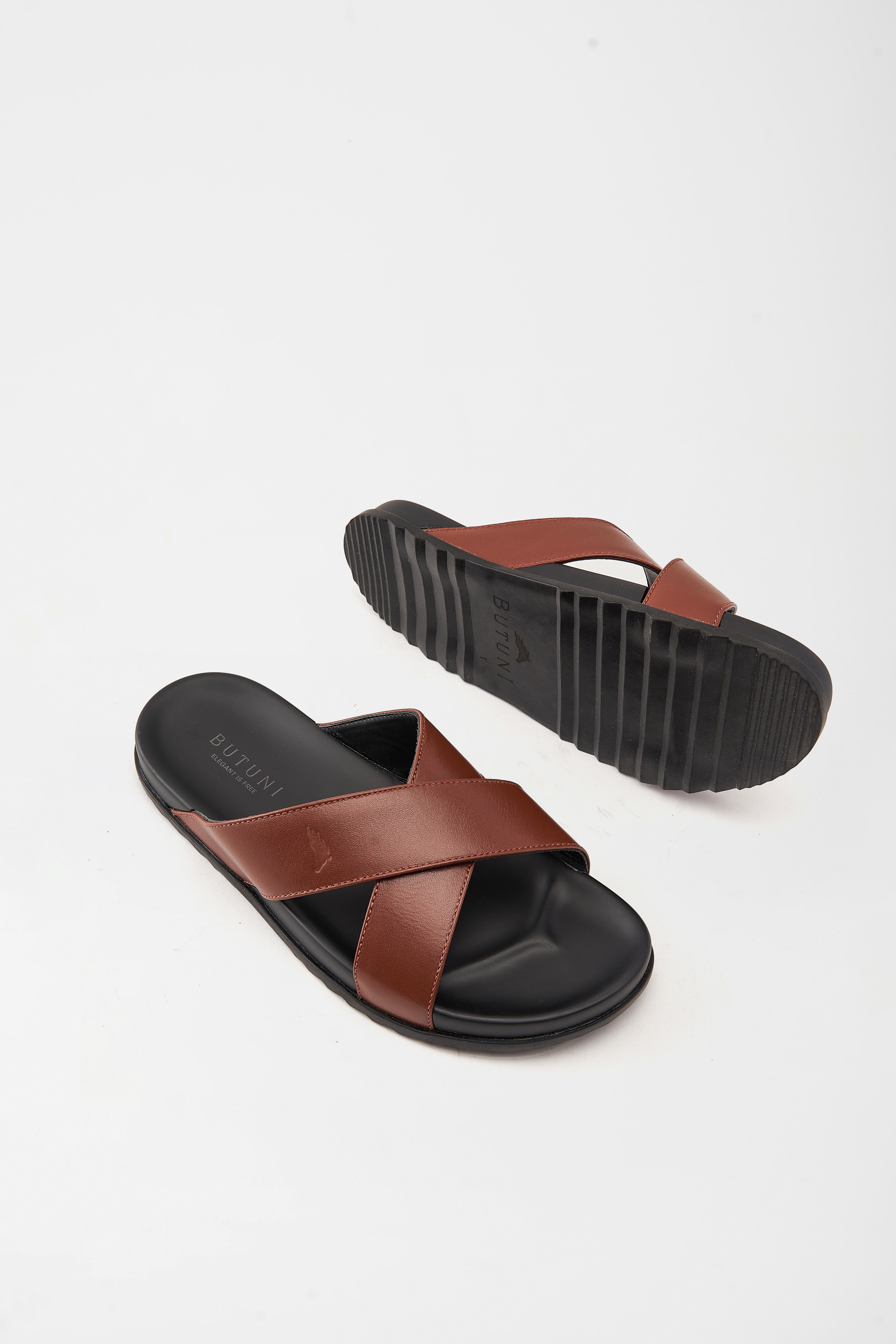 Cross Slippers - Nâu