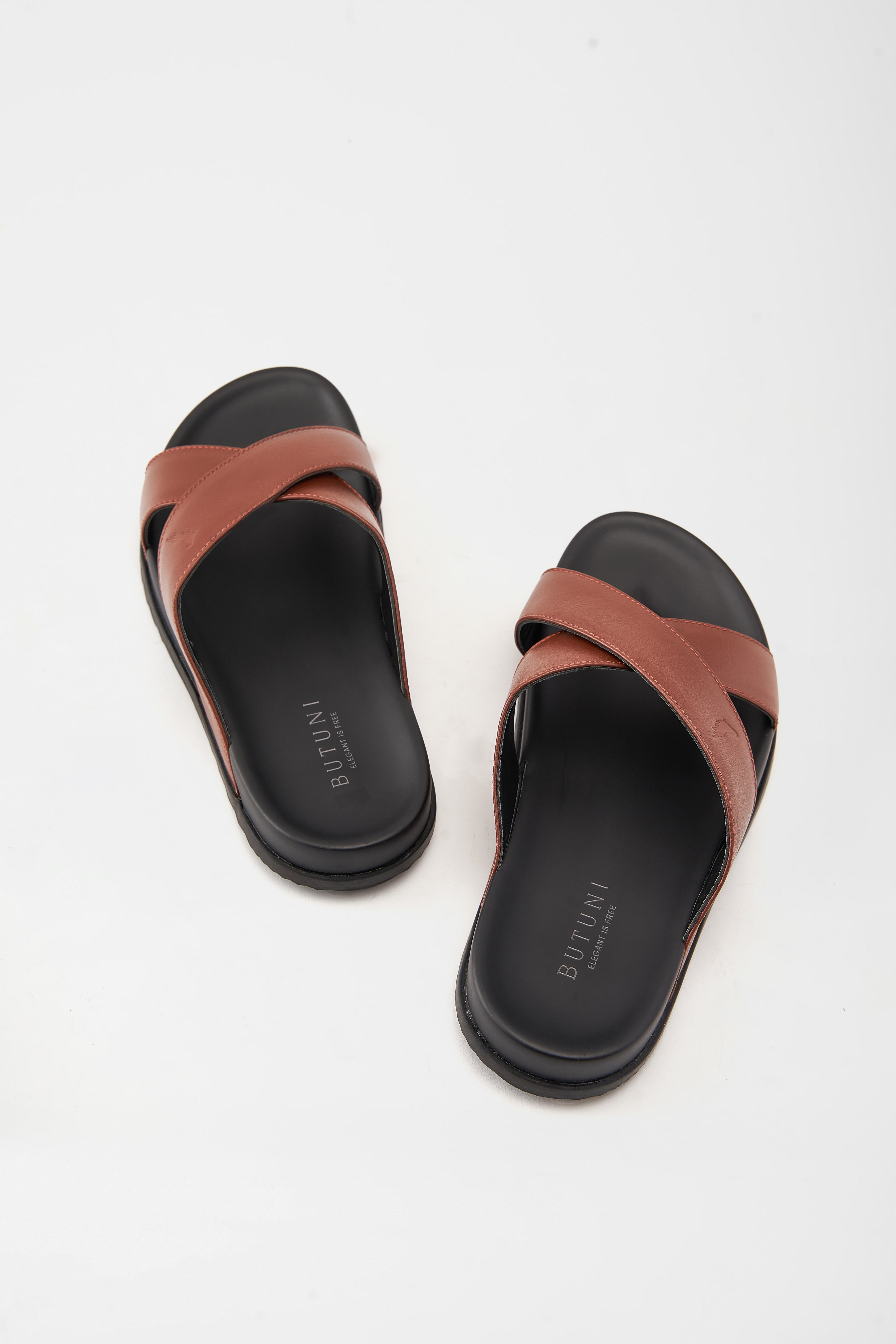 Cross Slippers - Nâu