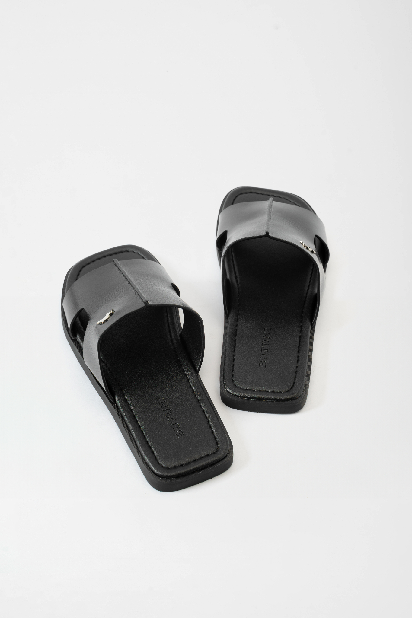 Lyon S Single Slippers - Black
