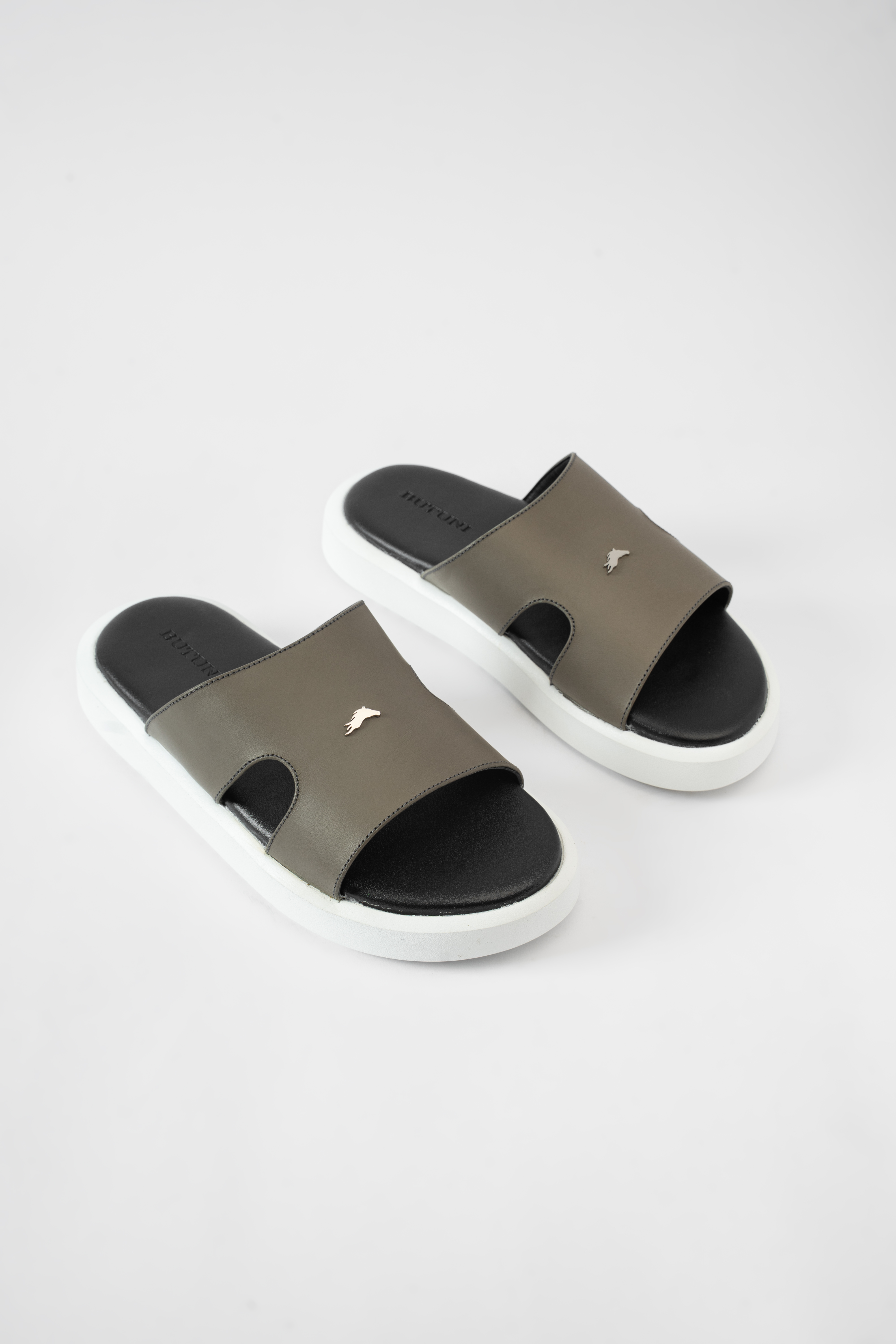 Nova S Cut-Out FeatherSlide - Waxed Grey