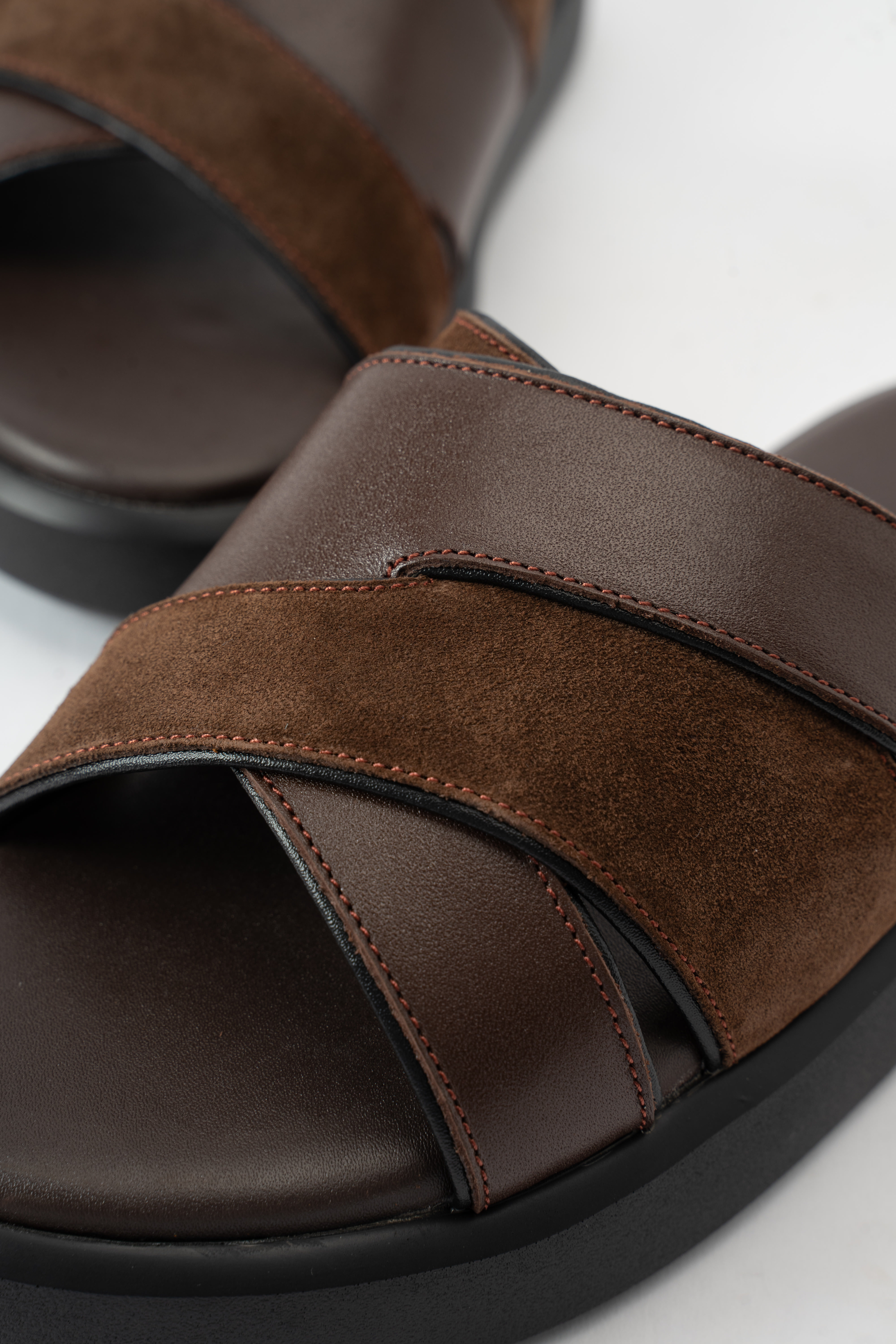 Nova S Weave FeatherSlide - Brown