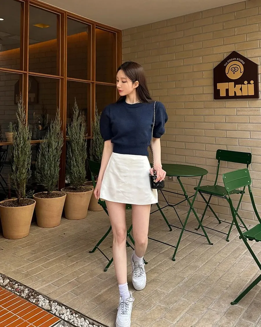 20-Cach-Mix-Chan-Vay-Mua-He-Dep-Mat-Me-va-Thoi-Trang_mix-chan-vay-mua-he-4.webp