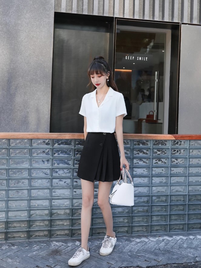 phối đồ với chân váy ngắn