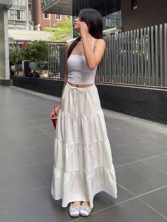 phối đồ với chân váy xòe dài