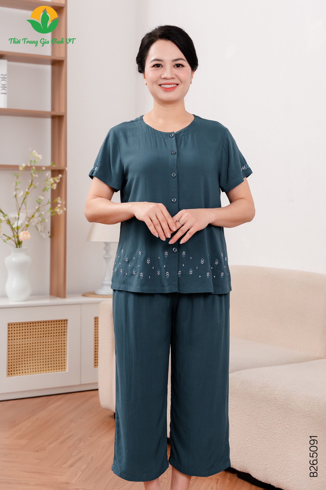 5-Shop-thoi-trang-trung-nien-ban-do-dep-va-chat-luong-nhat-1.jpg