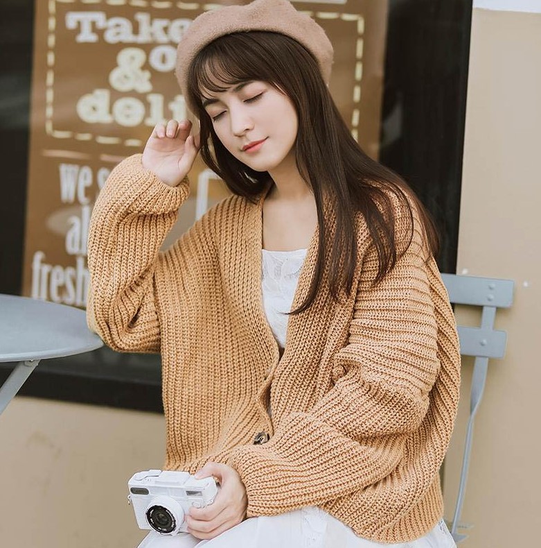 Ao-Cardigan-La-Gi-Kieu-Ao-Khoac-Mem-Mai-Da-Dung-Thoi-Thuong_ao-cardigan-la-gi-6.jpg