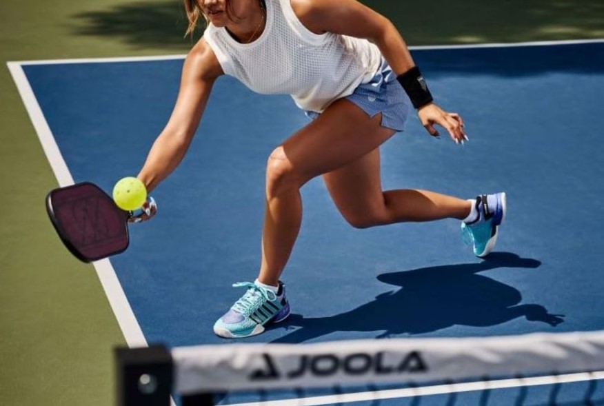 Choi-pickleball-di-giay-gi-Cach-chon-giay-phu-hop_choi-pickleball-di-giay-gi-3.jpg