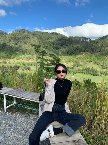 Di-Da-Lat-mac-gi-Goi-y-30-mau-trang-phuc-dep-am-ap-va-hop-canh_di-da-lat-mac-gi-6.jpg
