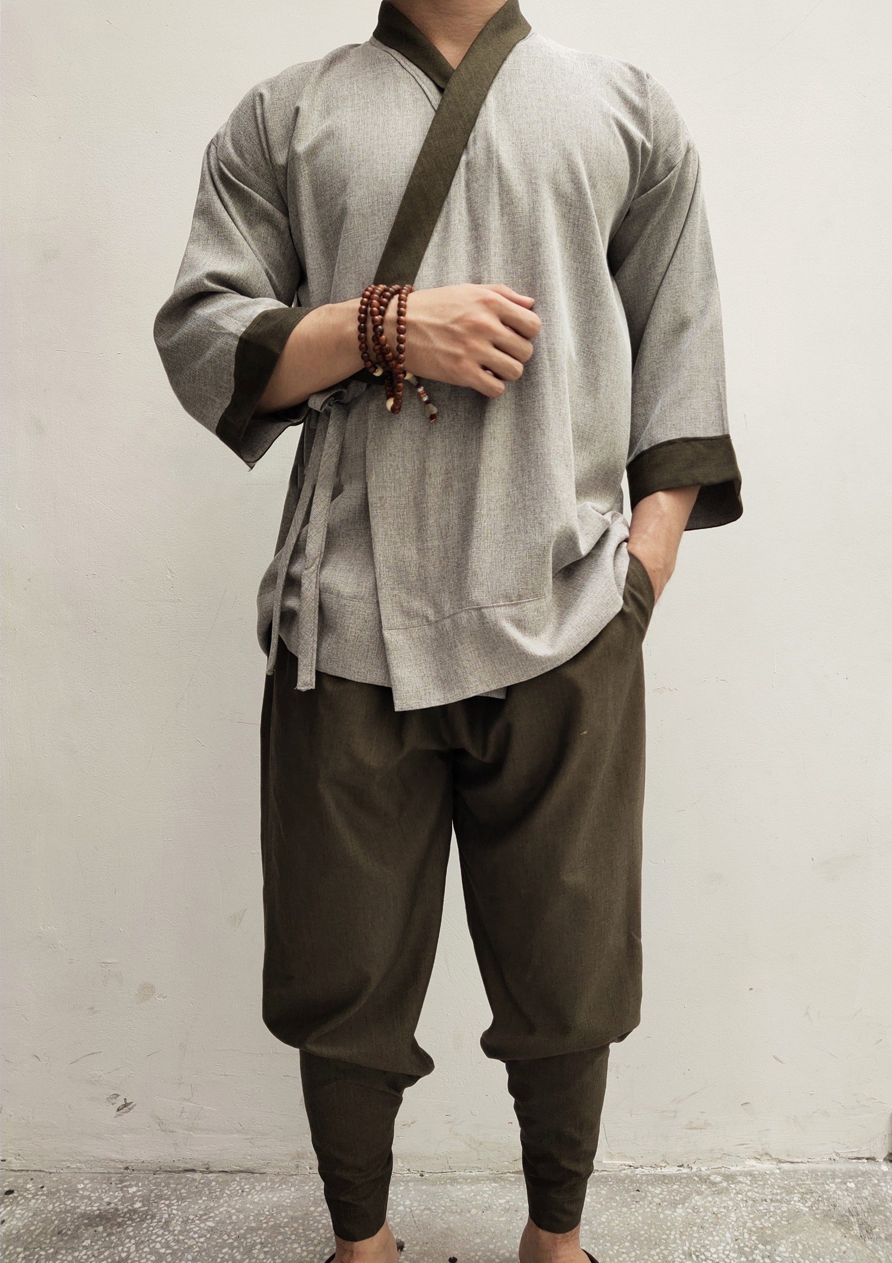 Huong-dan-chon-bo-do-di-chua-nam-dung-chuan-kin-dao-va-trang-nghiem-1.jpg