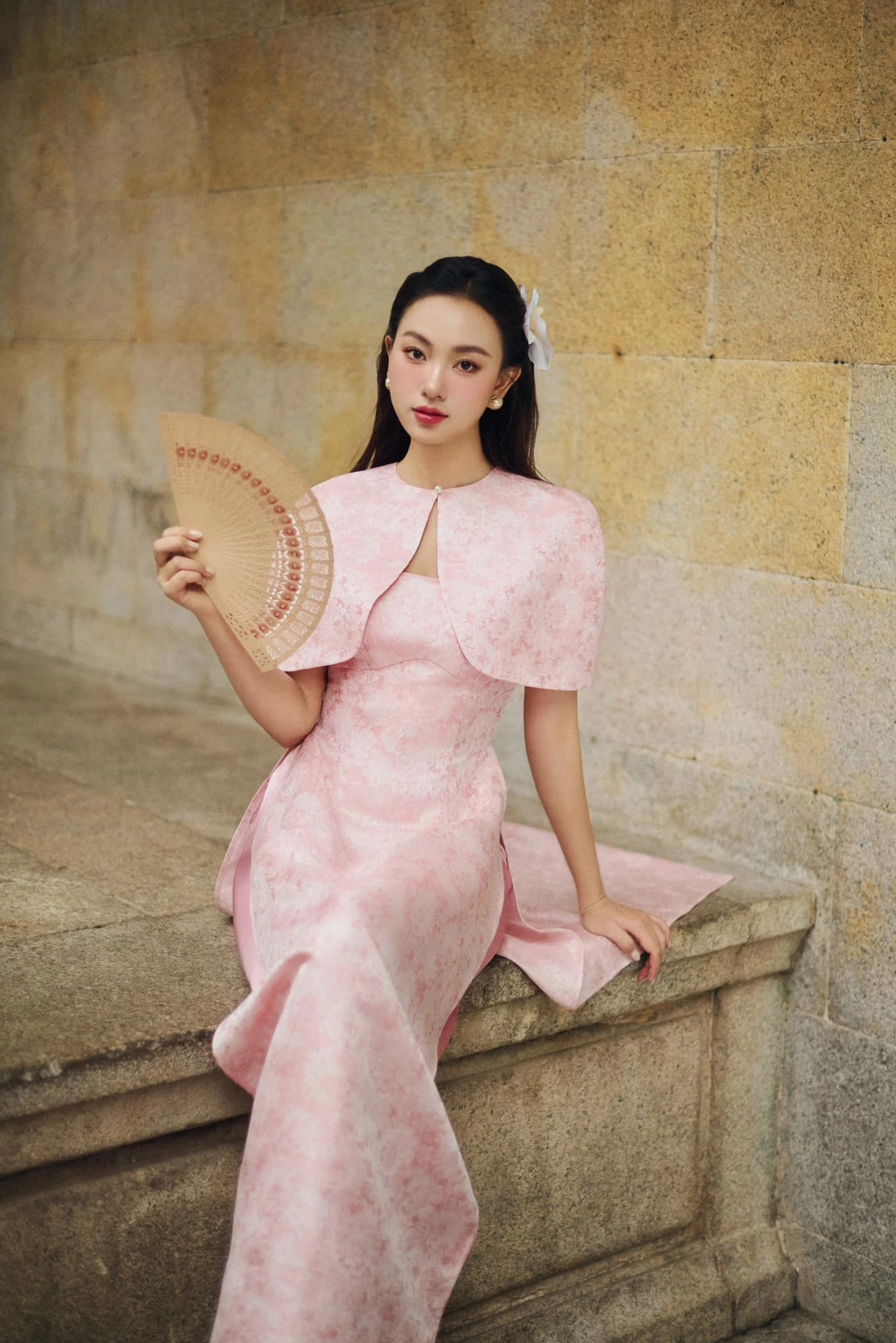 Tet-lanh-mac-gi-Goi-y-20-cach-phoi-do-am-dep-va-hop-xu-huong_tet-lanh-mac-gi-5.webp