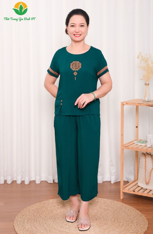 Top-20-mau-do-bo-cho-me-tuoi-40-Thoi-trang-mac-nha-thanh-lich_do-bo-cho-me-tuoi-40-4.jpg