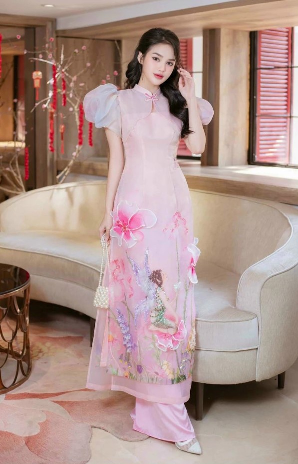 Ao-dai-truyen-thong-nguon-goc-chat-lieu-va-cac-mau-dep-nhat-9.jpg