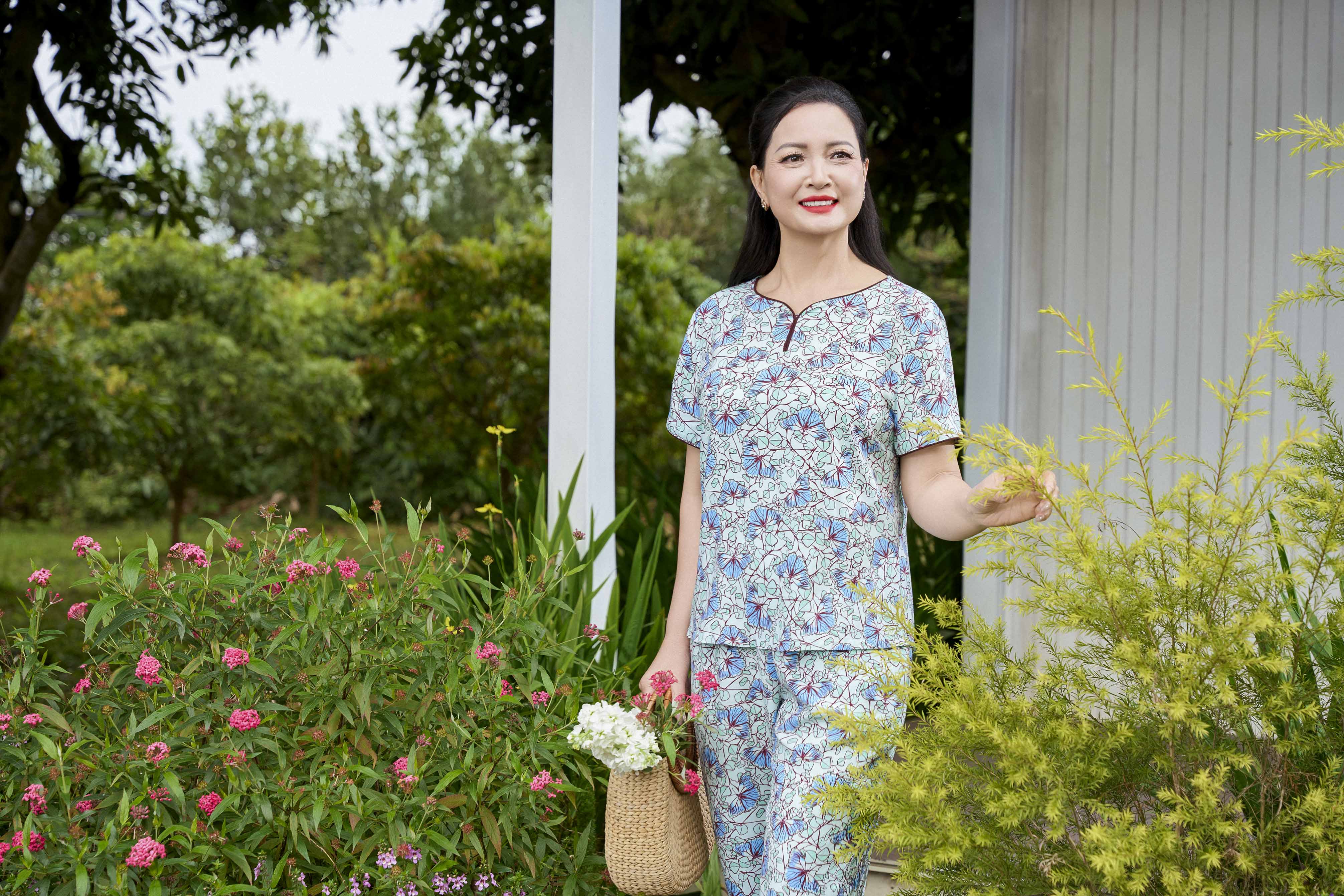 Bo-suu-tap-mua-he-moi-tu-Thoi-trang-gia-dinh-VT-Mac-nha-dep-hon-mat-hon-va-thoai-mai-hon-moi-ngay-1.jpg