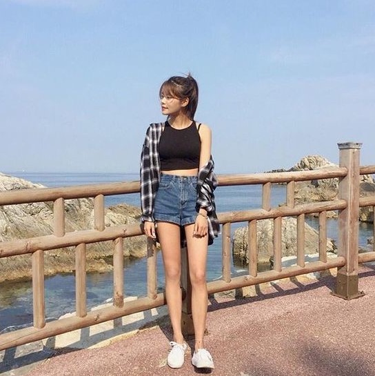 Top-10-Set-Do-Di-Du-lich-Cho-Nu-Mua-He-Cuc-Xinh-Va-Ton-Dang-7.jpg