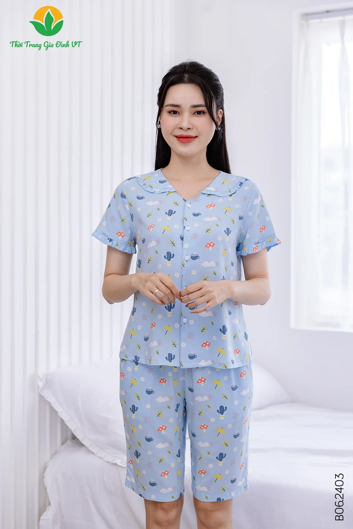 B06.2403.Bộ W QLACT RH cổ kẹp bèo - M - Xanh