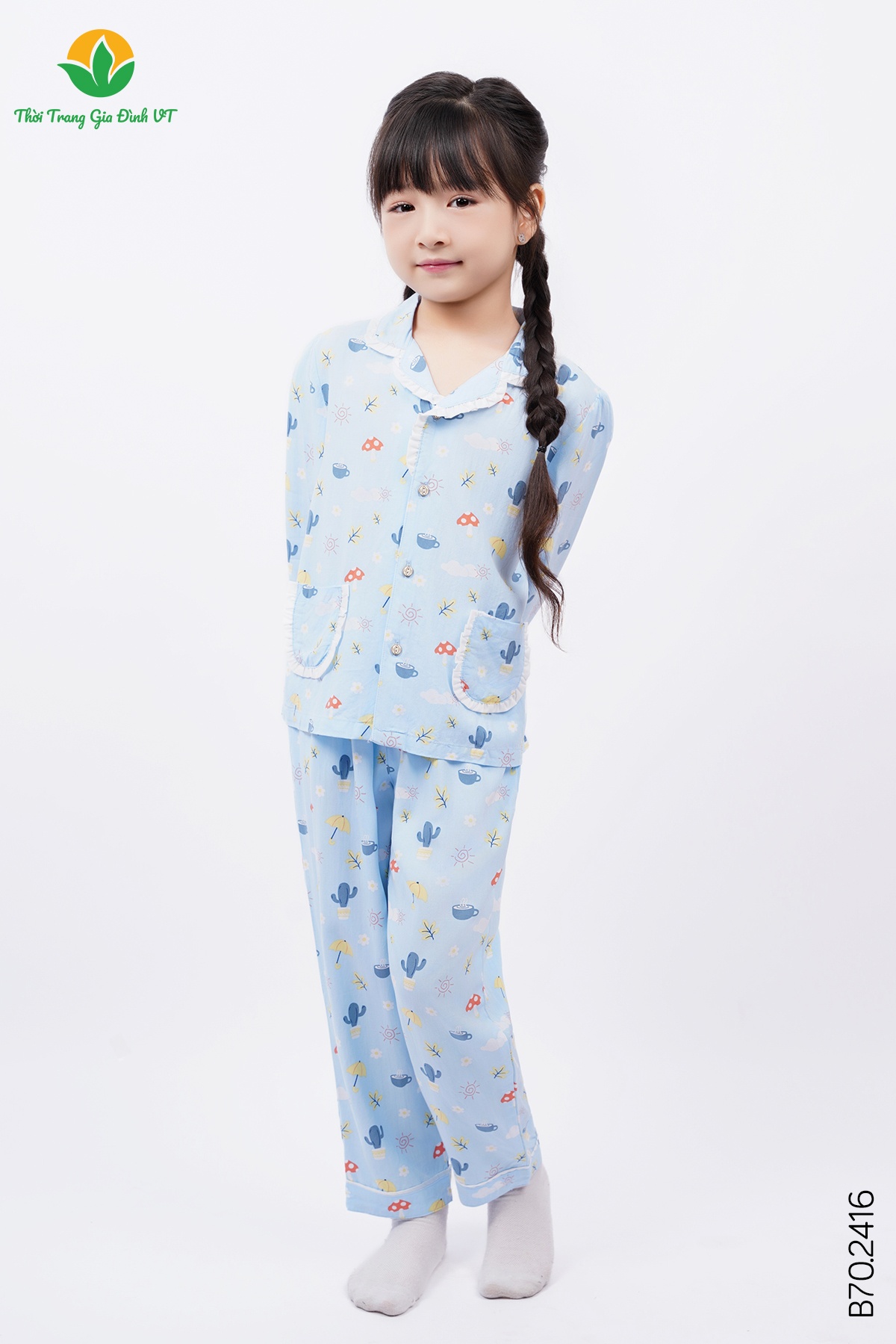 B70.2416. Bộ lanh pijama bé gái quần dài áo dài tay phối ren