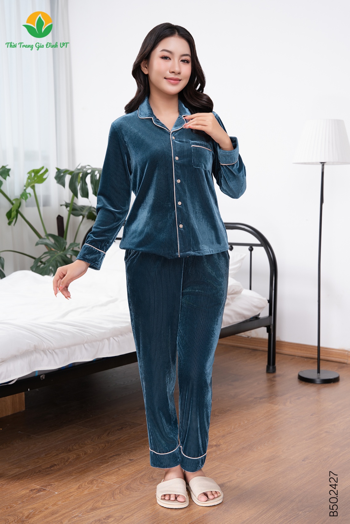 B50.2427.Bộ W QDADT nhung Pijama lé màu - M - Xanh cổ vịt