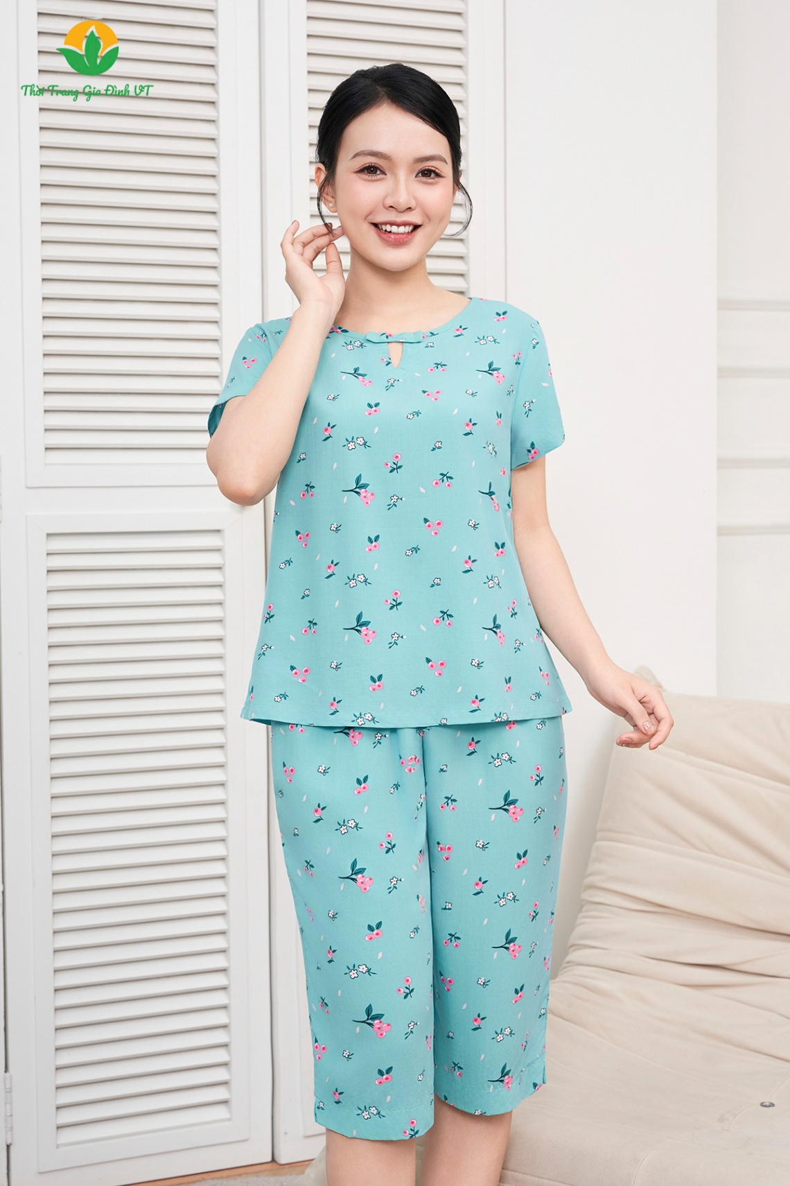 B06.5049.Bộ W QLACT RH cổ xẻ kẹp nơ - M - Xanh