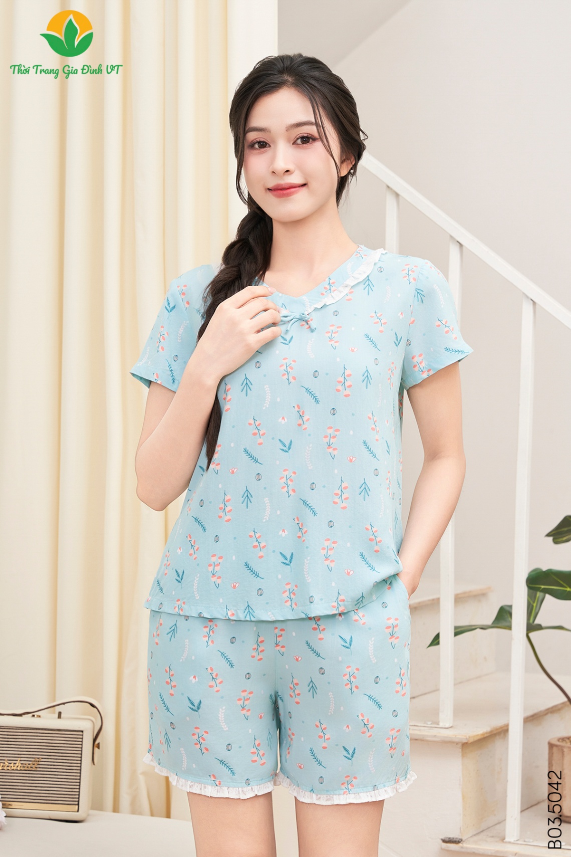 B03.5042.Bộ W QĐACT RH cổ V kẹp bèo