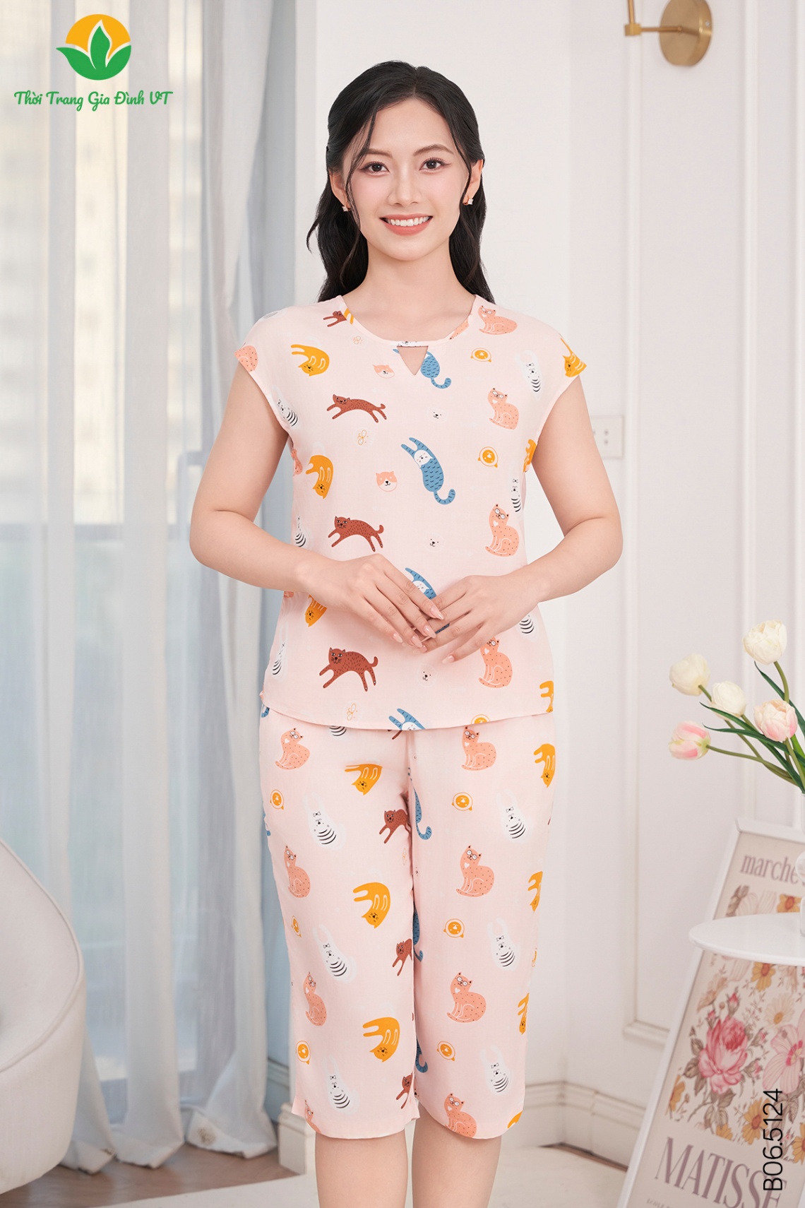 B06.5124.Bộ W QLACT RH cổ xẻ V - M - Hồng nhạt