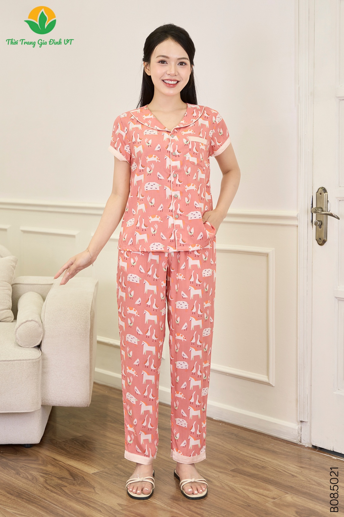 B08.5021. Bộ lanh nữ quần dài áo cộc tay hoa
