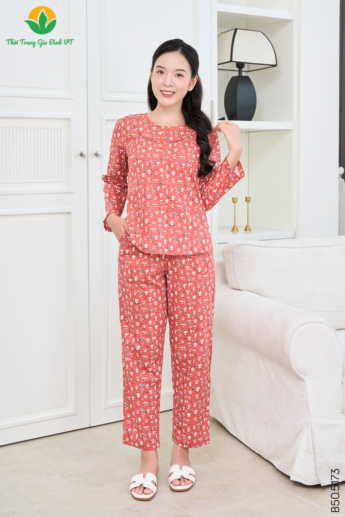 B50.5173.Bộ W QDADT CH - M - Gạch