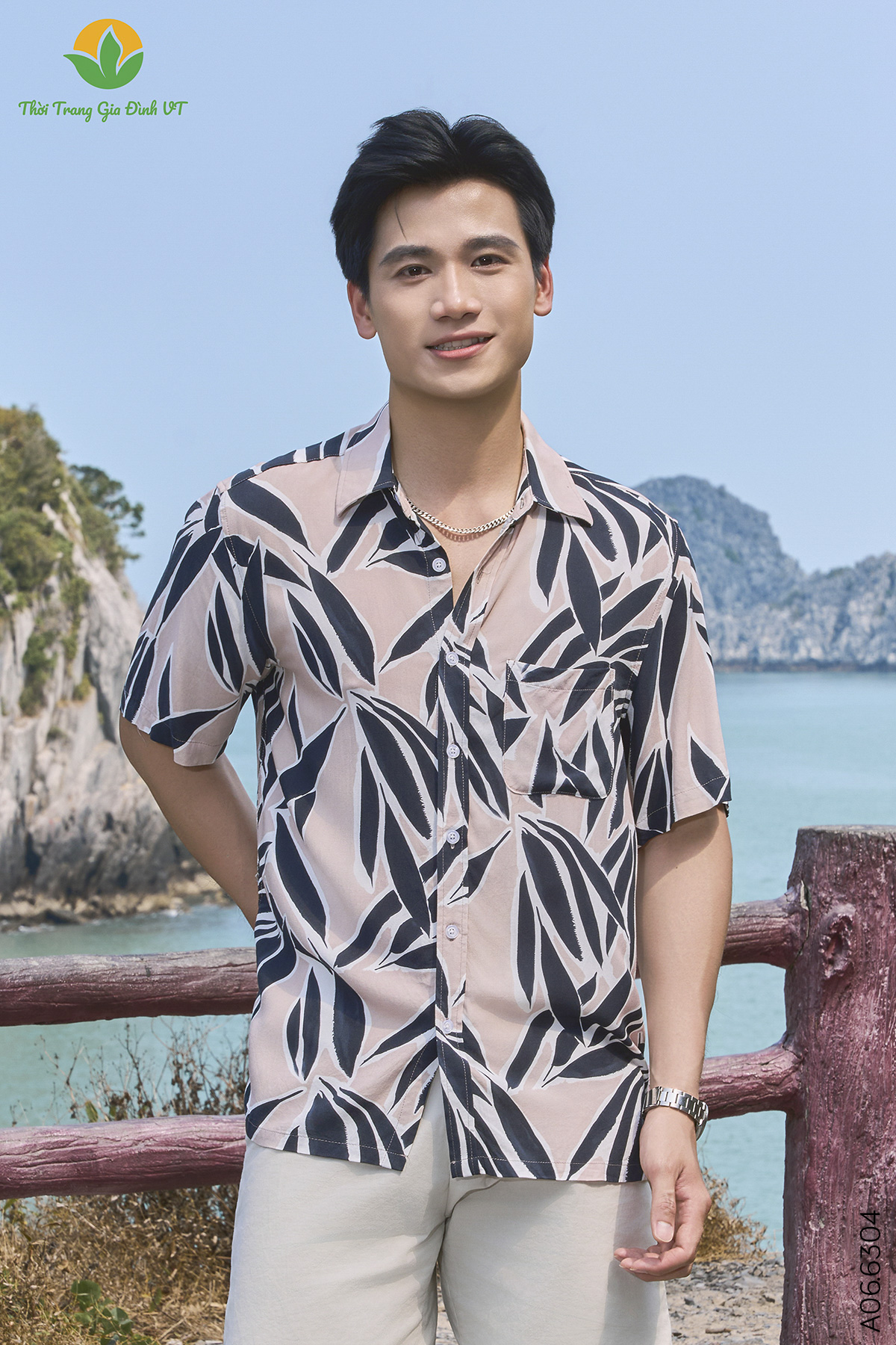 A06.6304. Áo sơ mi lanh nam cộc tay