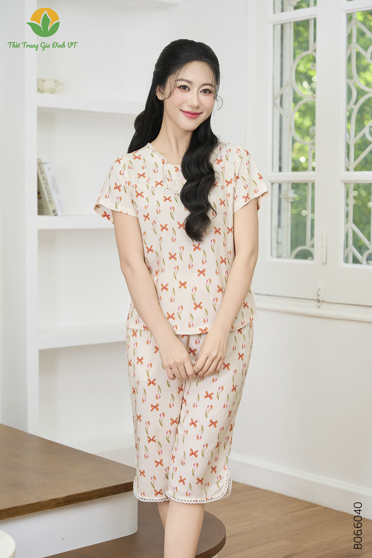B06.6040.Bộ W QLACT RH - M - Vàng nhạt