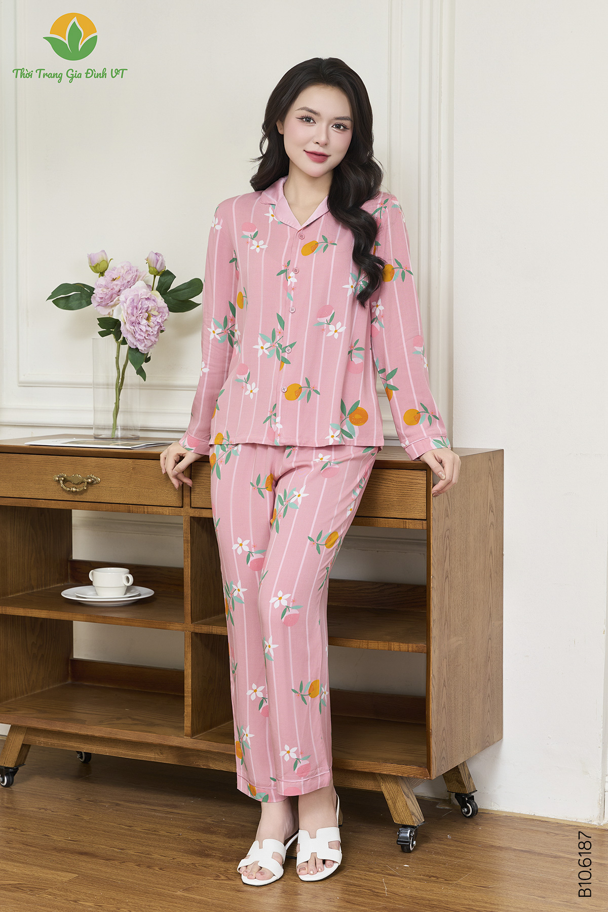 B10.6187.Bộ W QDADT RH - M - Dâu