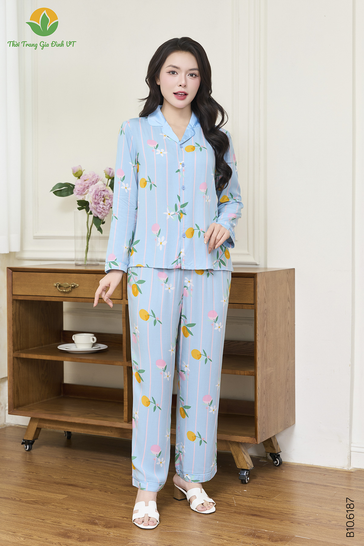 B10.6187.Bộ W QDADT RH - M - Xanh biển