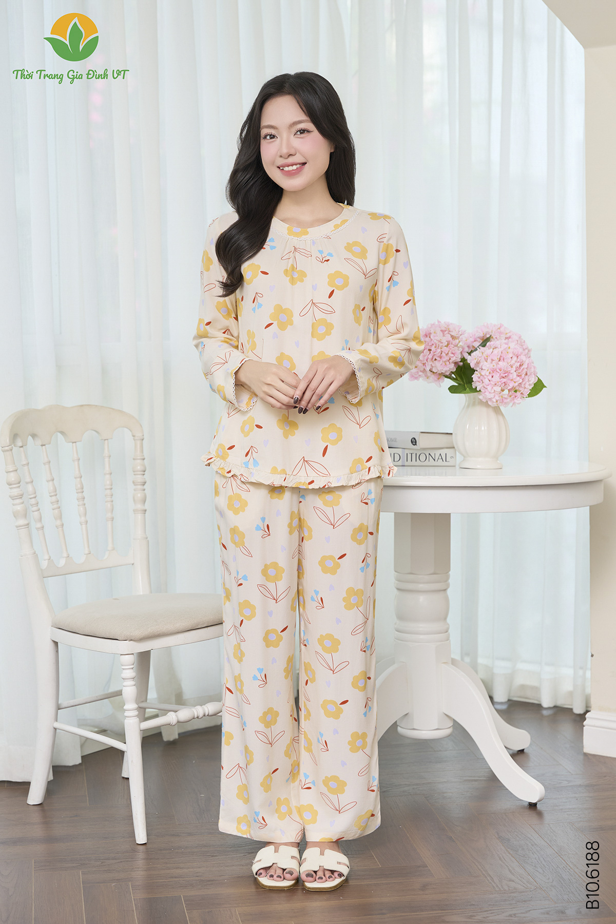 B10.6188. Bộ W QDADT RH - M - Be