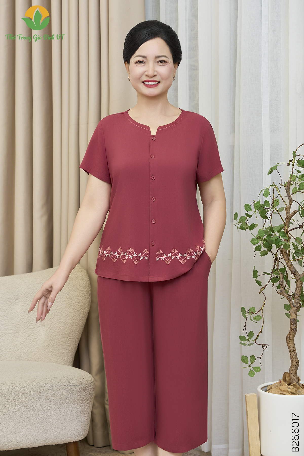 B26.6017.Bộ W QLACT RM - M - Đỏ gạch