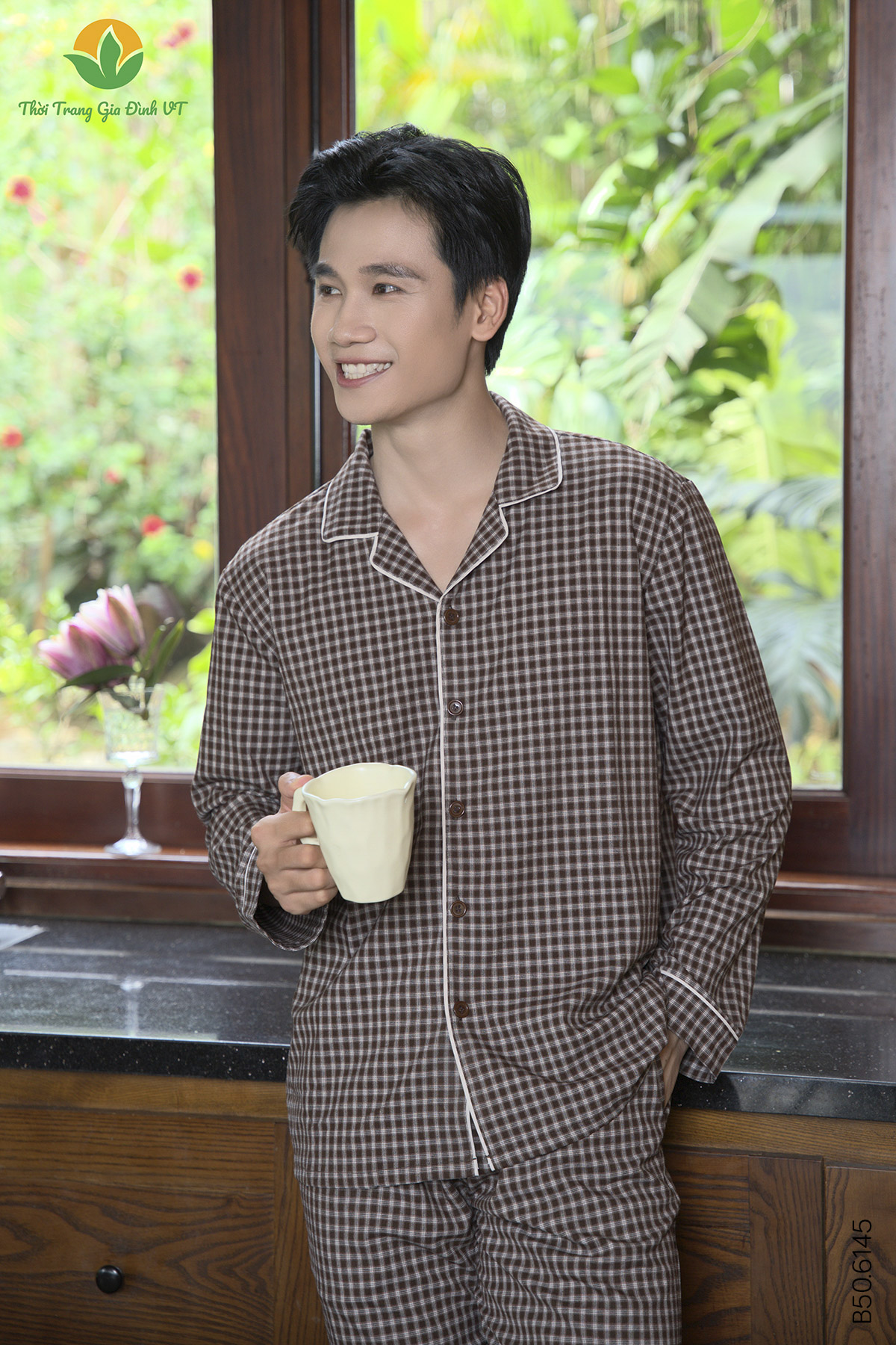 B50.6145.Bộ M QDADT KK - L - Nâu đậm