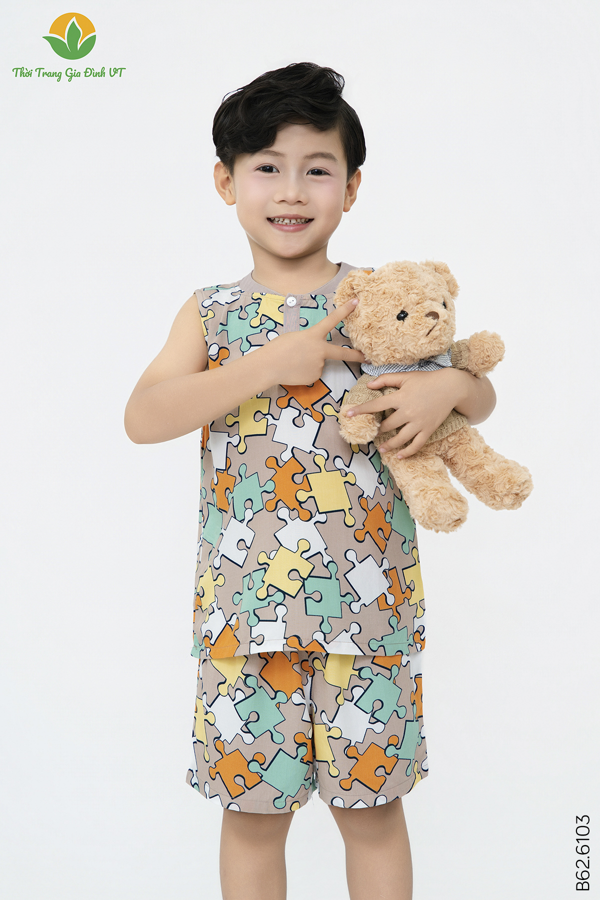 B62.6103. Bộ lanh bé trai quần đùi áo sát nách