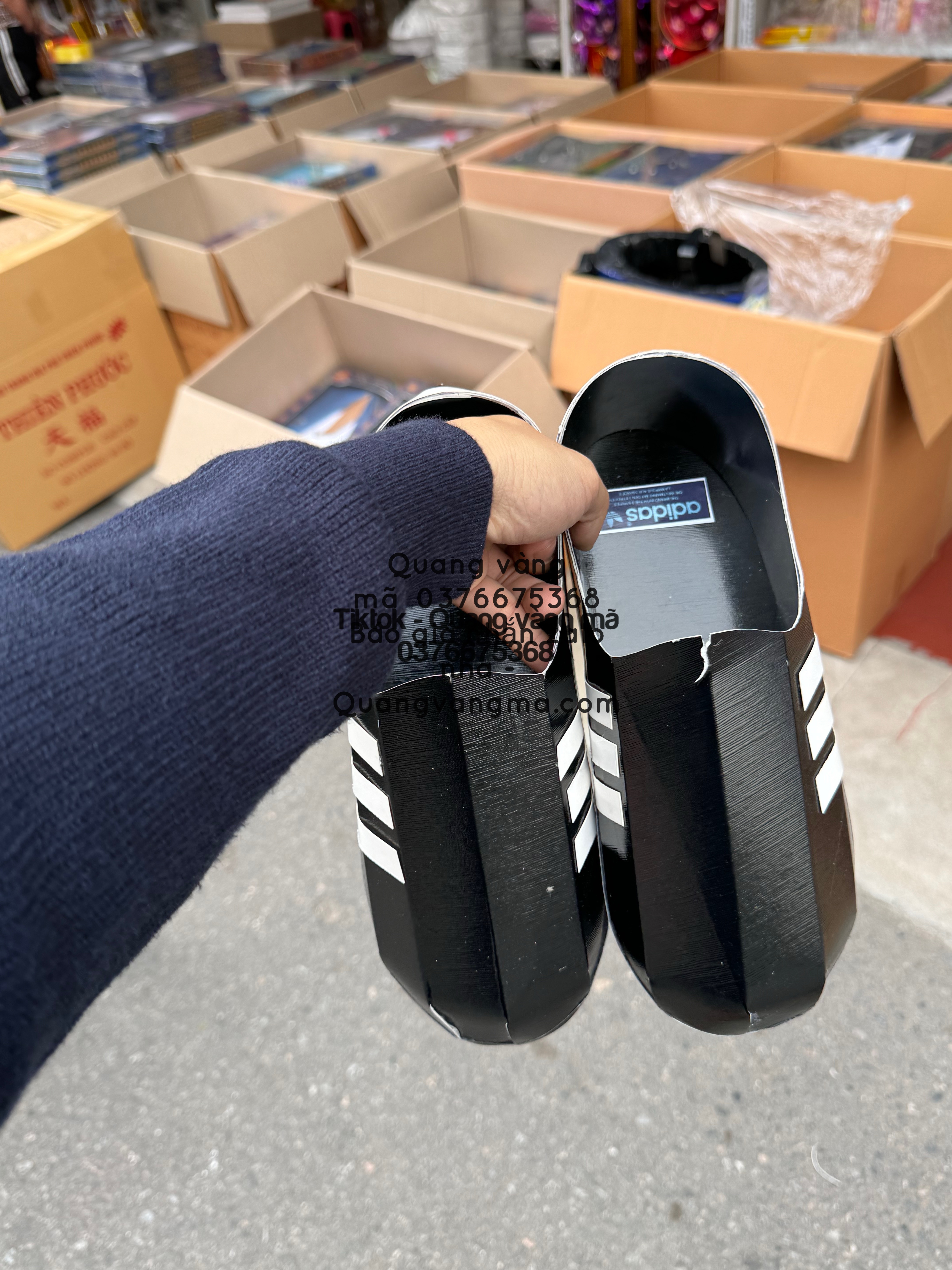 +Adidas Foam Super Star