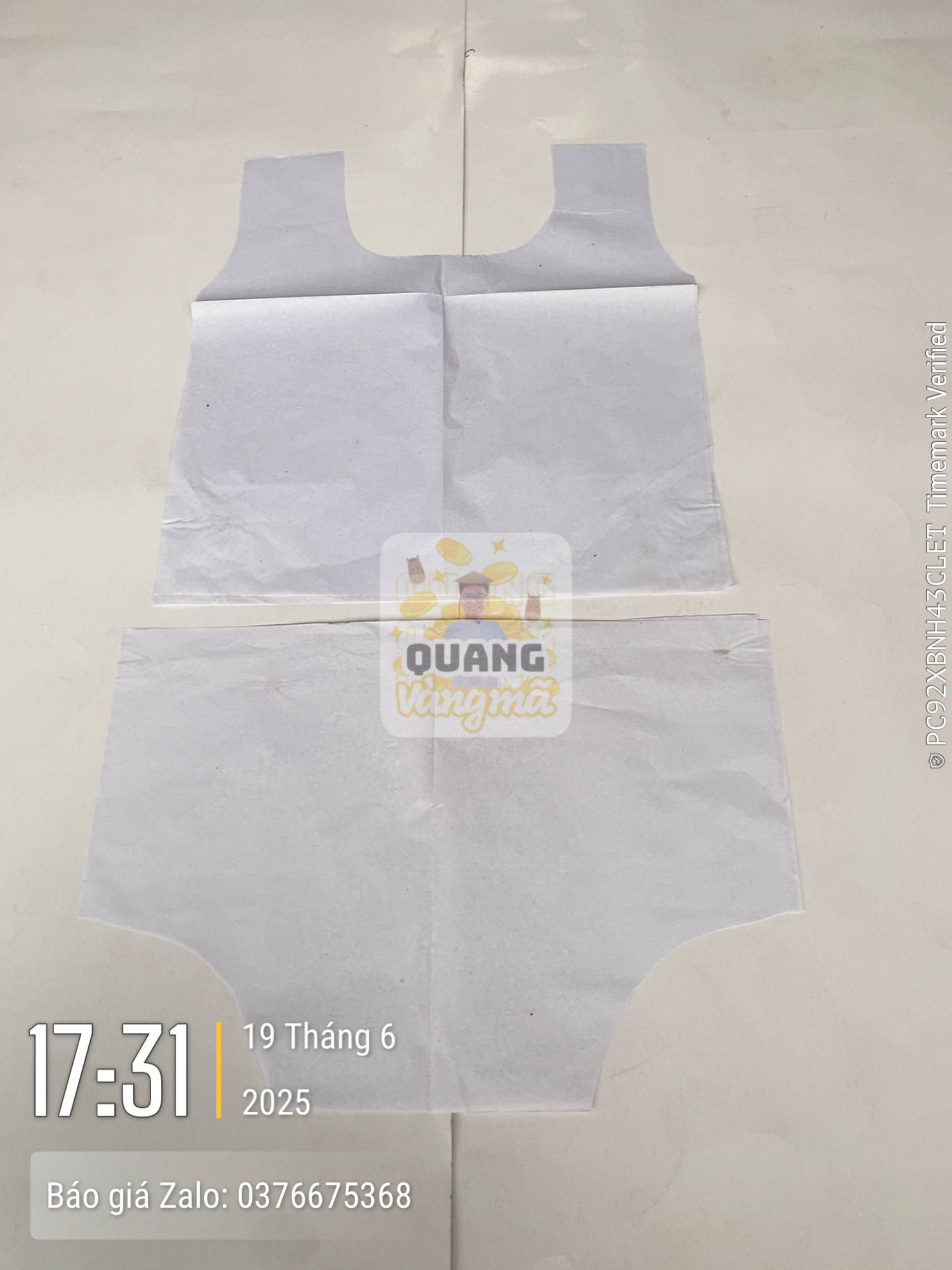 Áo. 15