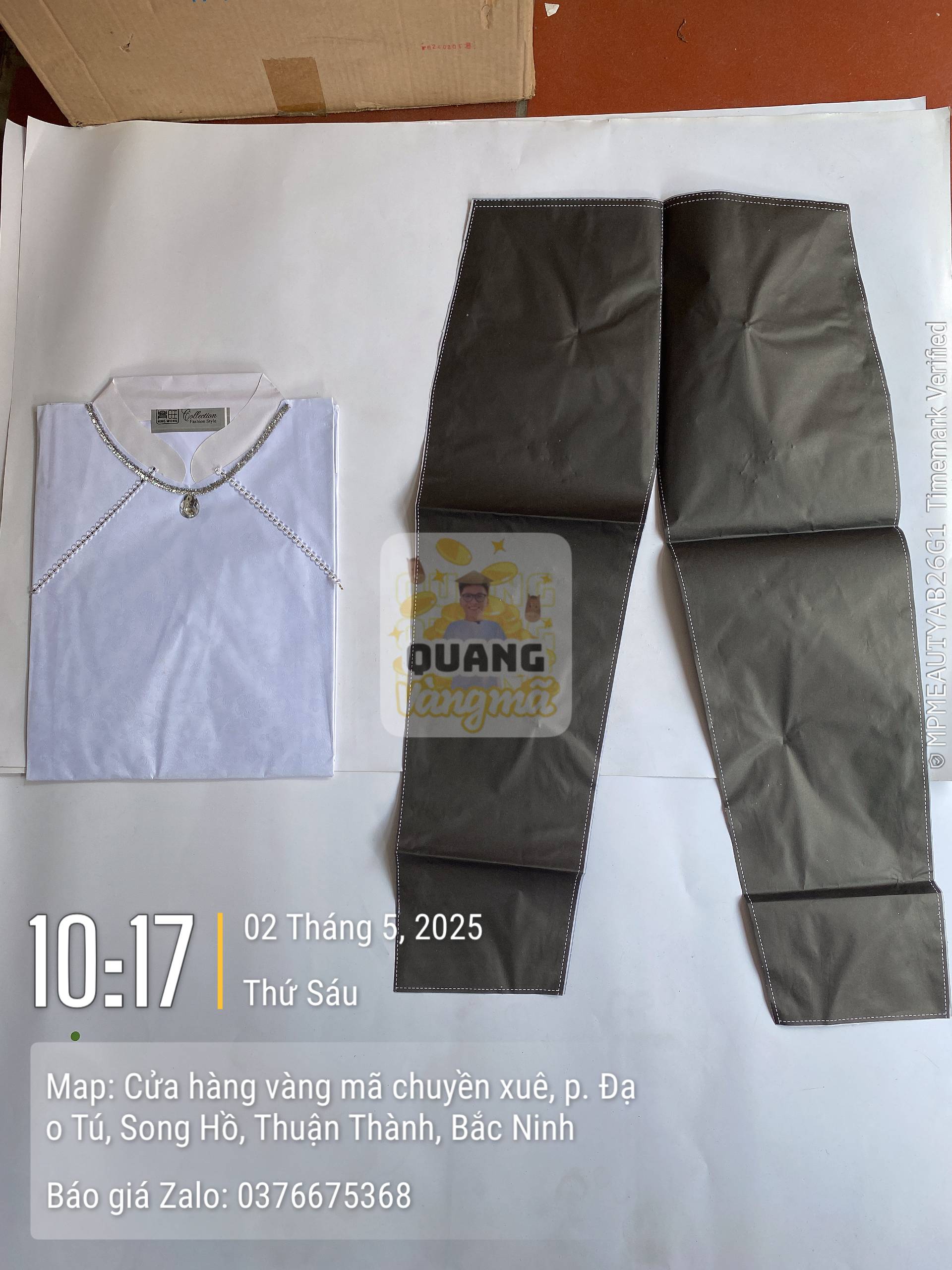 Áo gấm dài dây chuyền