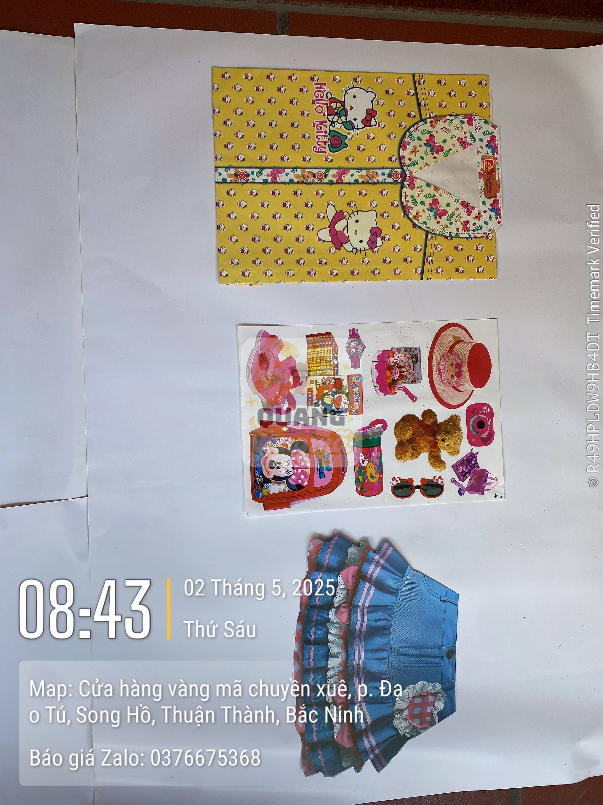 Áo hoa nữ trẻ con