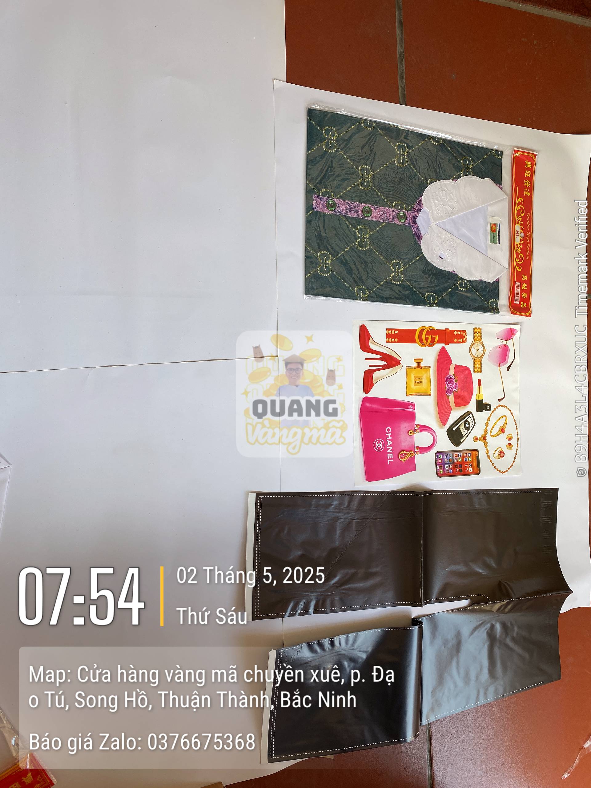 Áo len nữ có cúc