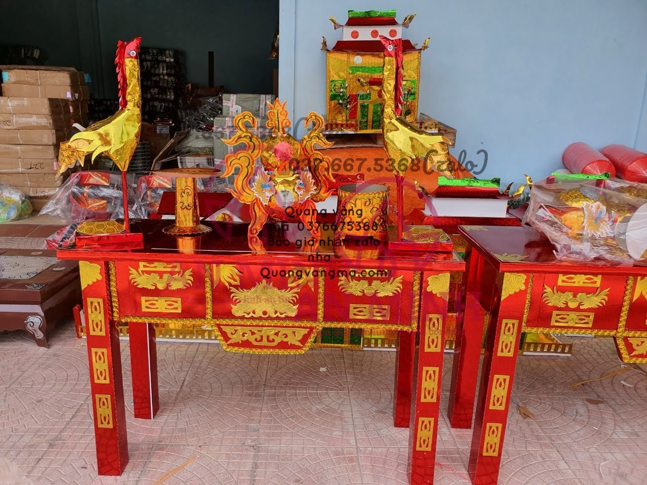 BAN THỜ