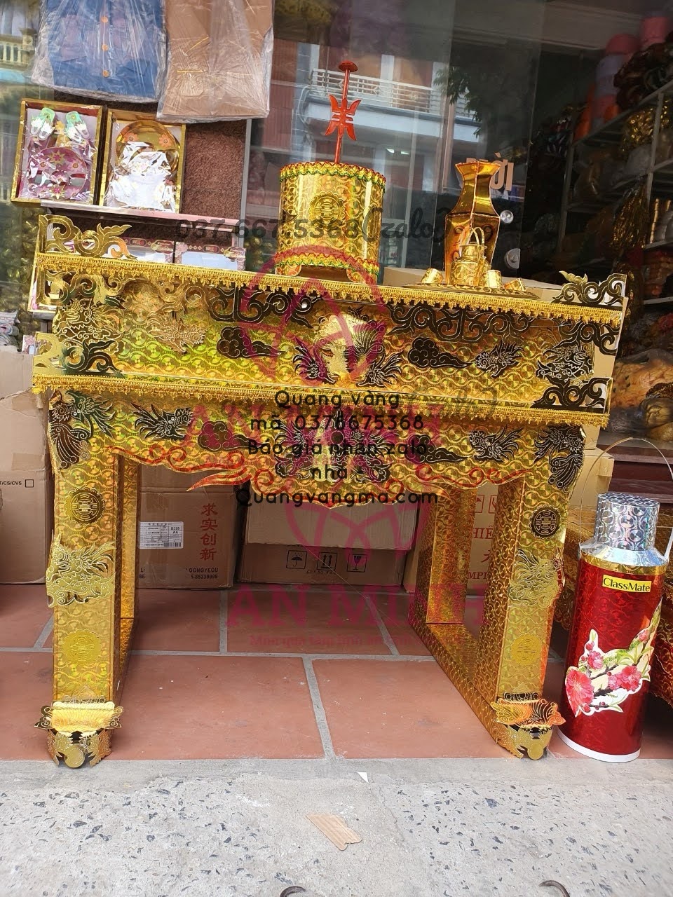 BAN THỜ