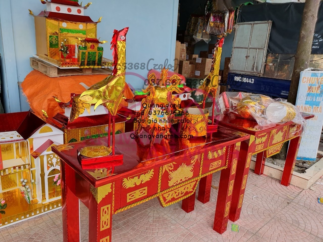 BAN THỜ