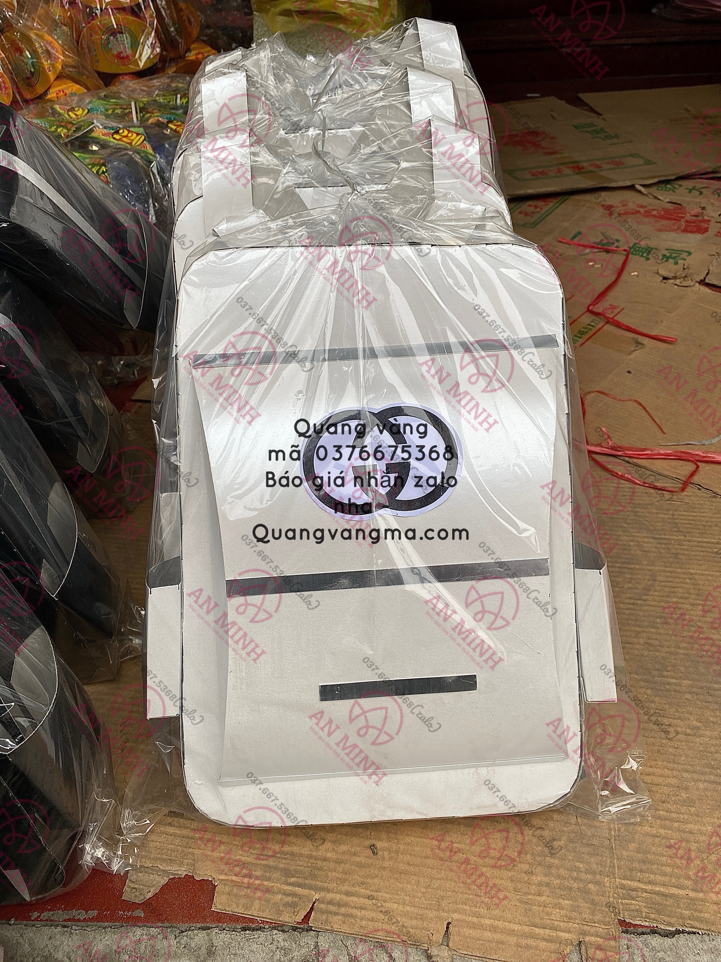 Balo guci đen trắng