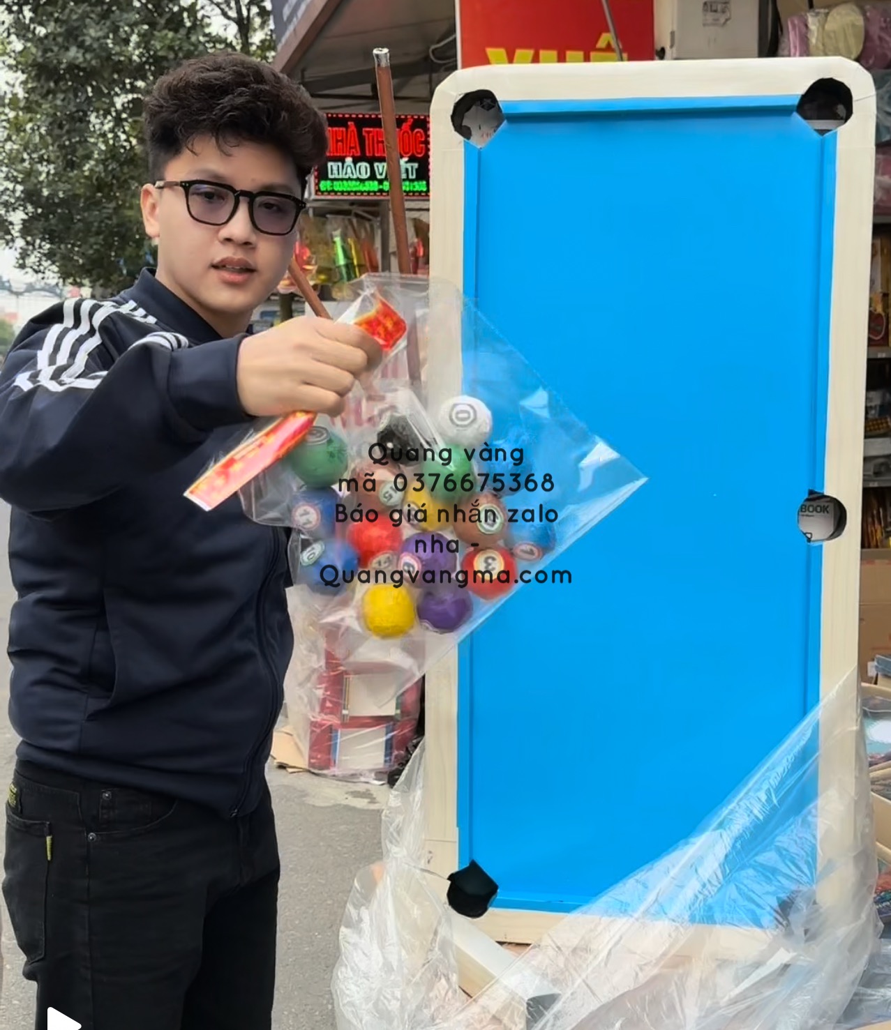 Bàn bi a đủ bi có 6 lỗ