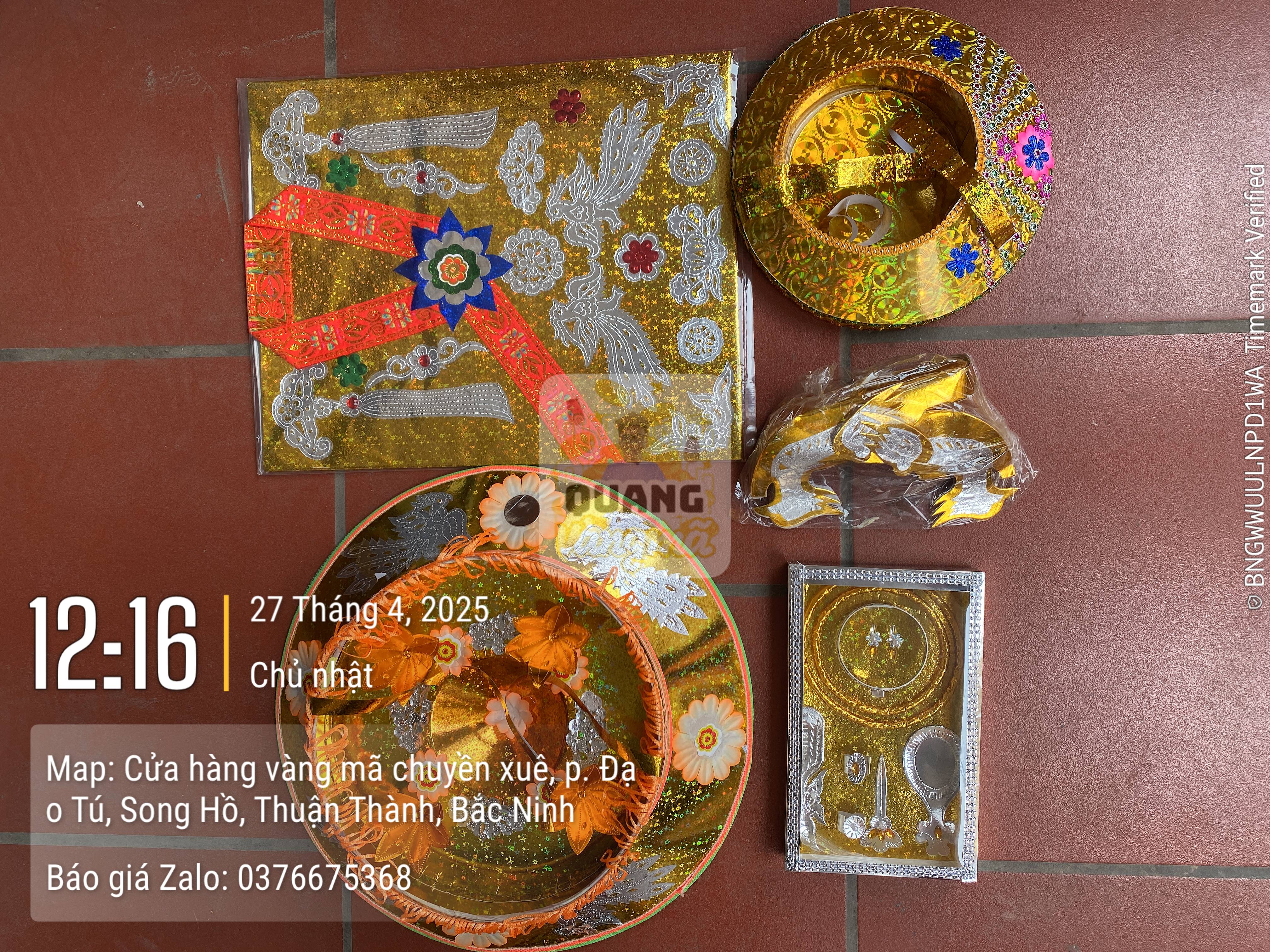 Bộ mẫu vàng