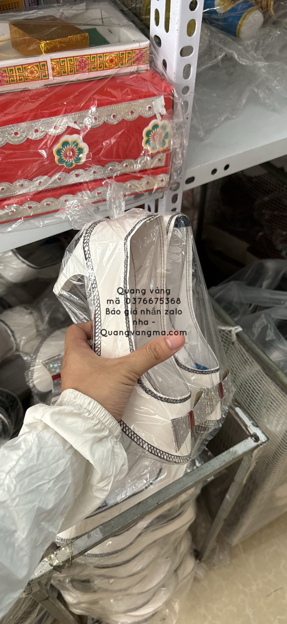 Các mẫu giầy dép nhà làm