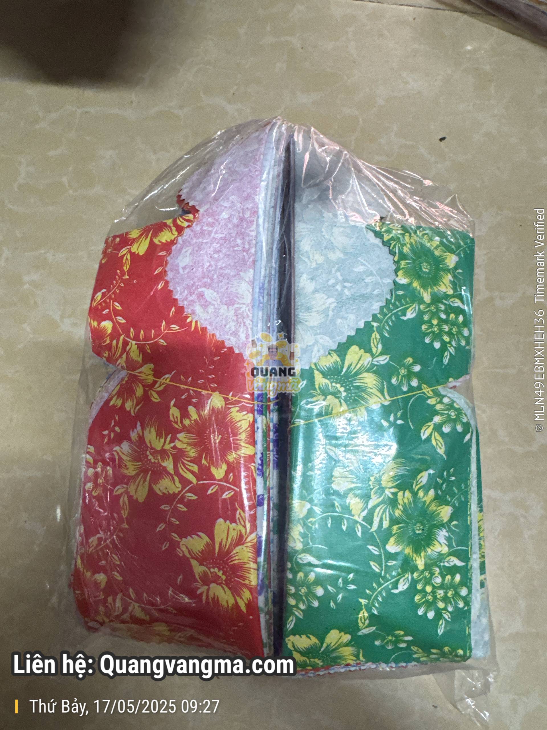 Chung sinh chưa bóc bé ( chưa gập quần trong chưa bóc ra)