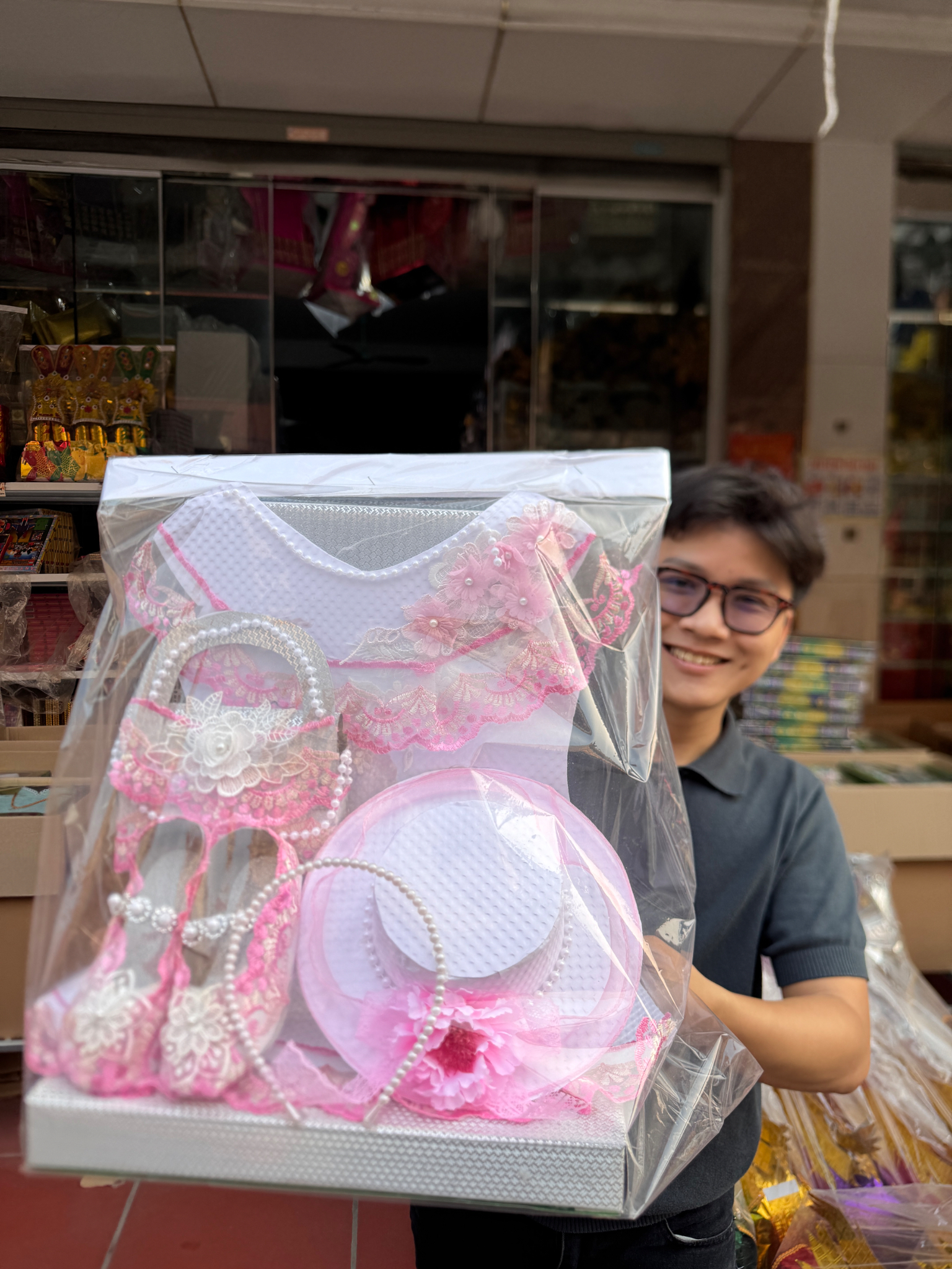 Cô bé mẫu mới 312