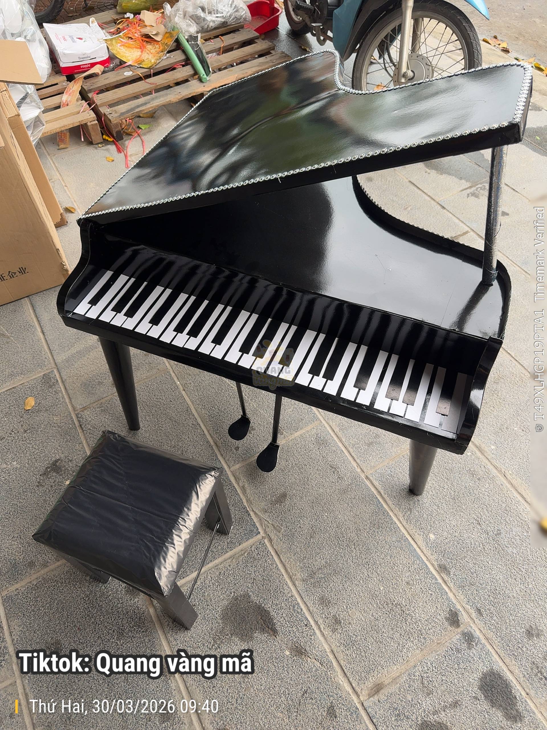 Đàn piano qvm750